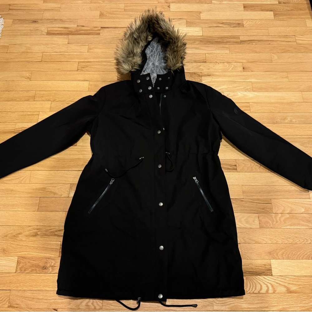 Seraphine Black Maternity Coat with Faux Fur Hood